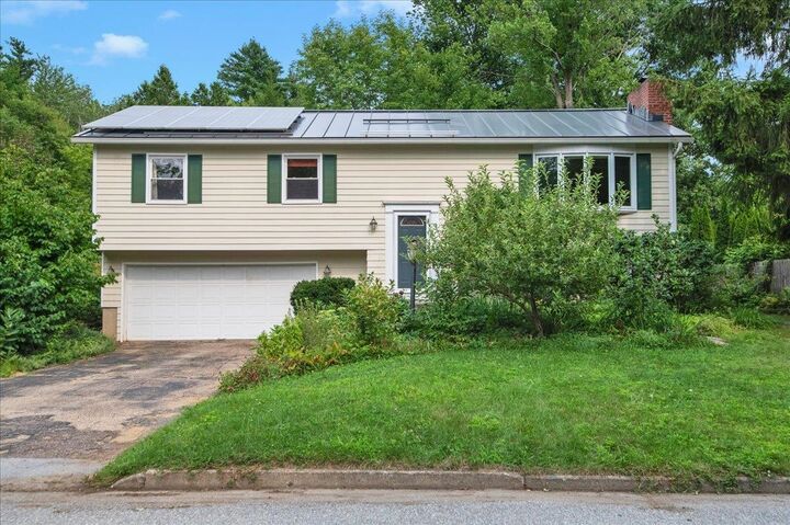 Property Photo: 5 Yandow Drive VT 05403