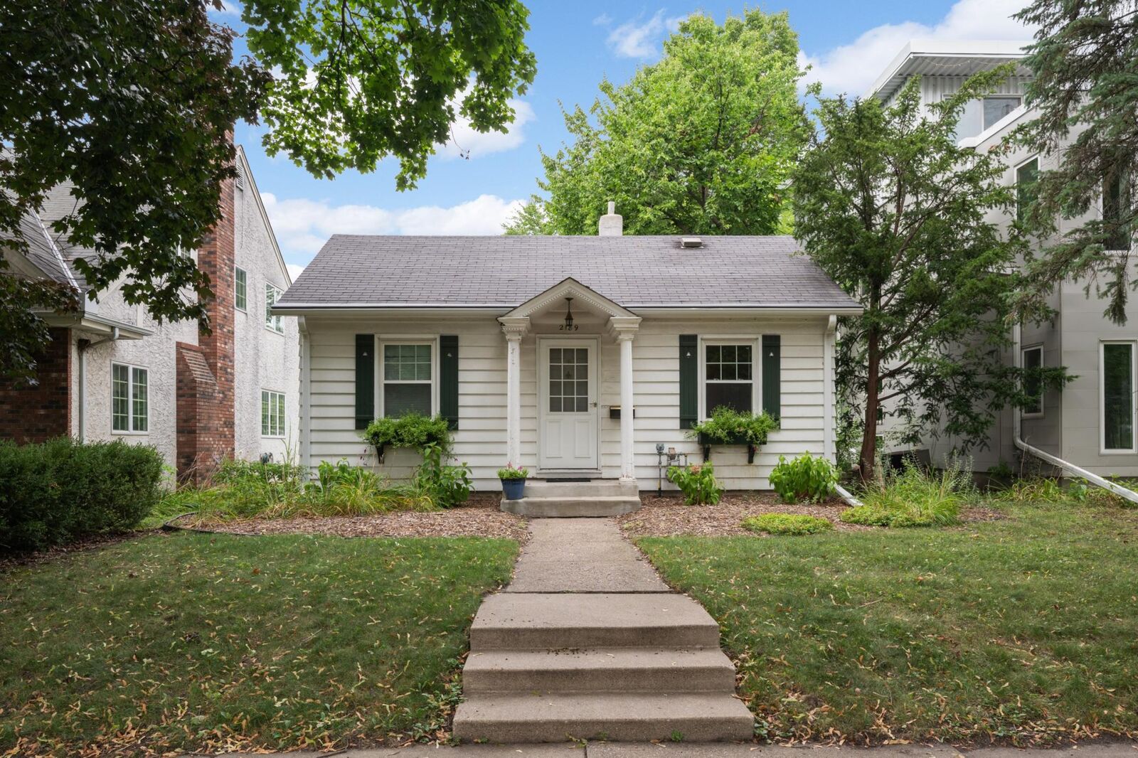 Property Photo: 2189 Scheffer Avenue MN 55116