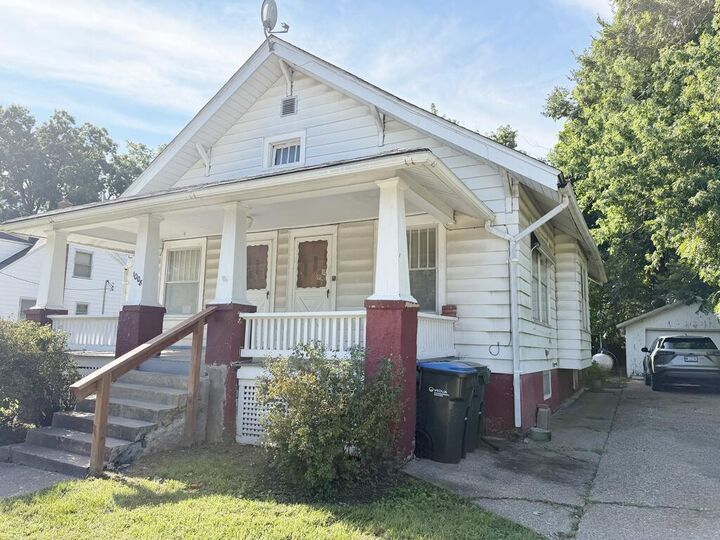 Property Photo: 1008 E Normal Avenue MO 63501