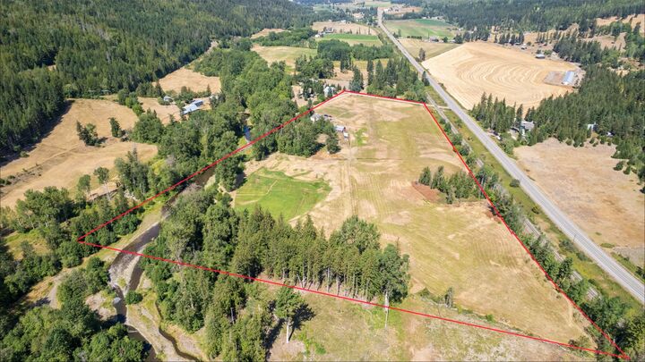 Property Photo: 3545 Shaw Road BC V0E 1W1