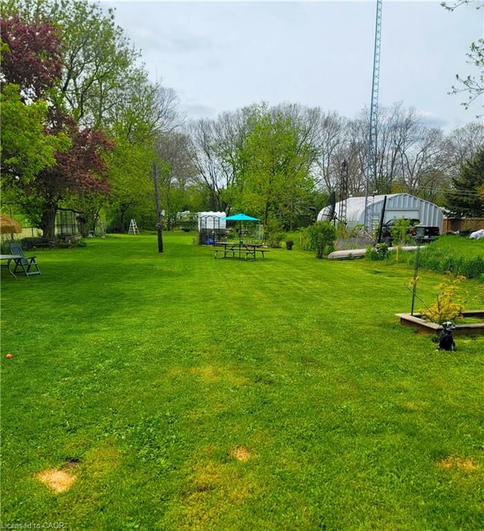 Property Photo: 46 Bridge Street E ON N2K 1J6