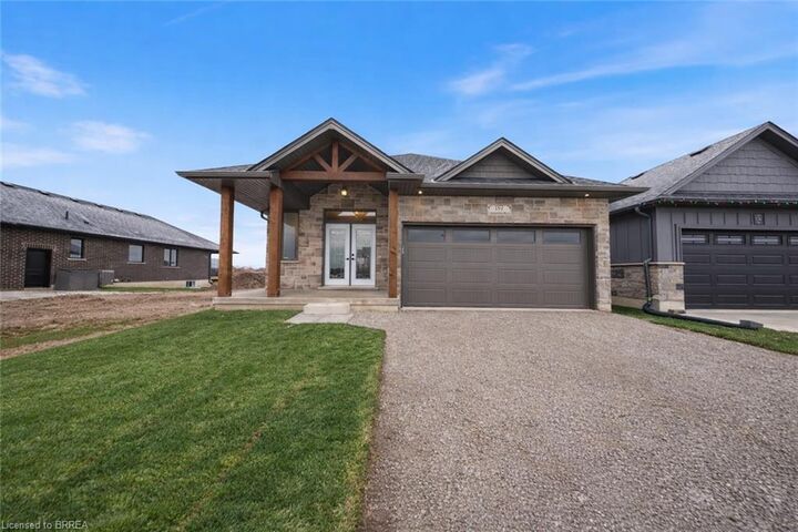 147 Craddock Boulevard — photo 1