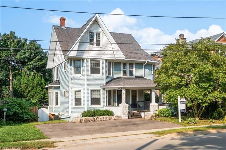 Property Photo: 4917 King Street E ON L0R 1B0