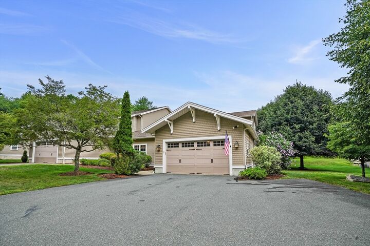 Property Photo:  3 Walden Way 3  MA 01757 