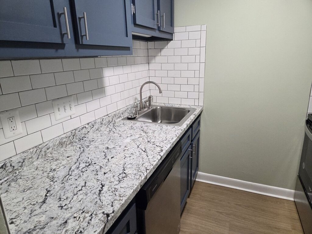 Property Photo: 368 Lincoln 9 MA 02452