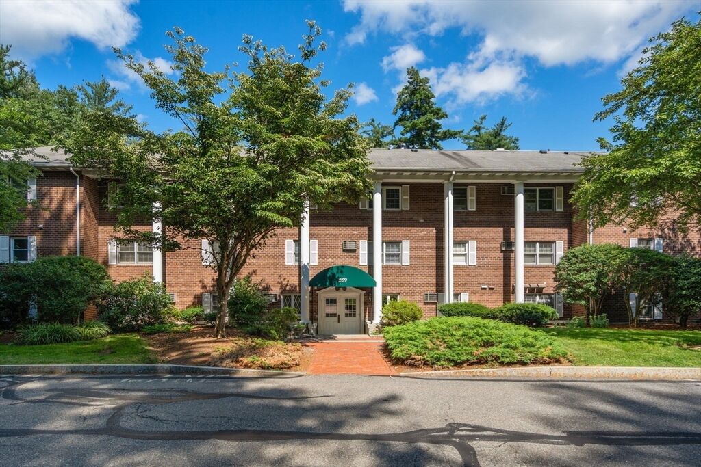 Property Photo: 209 Great Rd C2 MA 01720