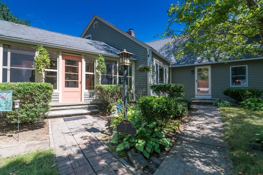 Property Photo:  2 Lakeview Ave  MA 01033 