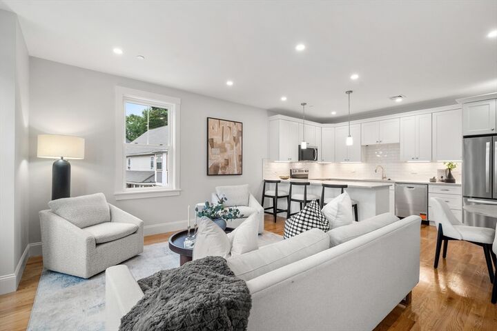 Property Photo:  9 Downer Ct 4  MA 02122 