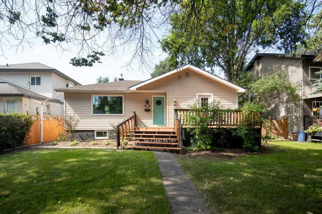 Property Photo:  5330 42A Avenue  AB T4N 3A6 