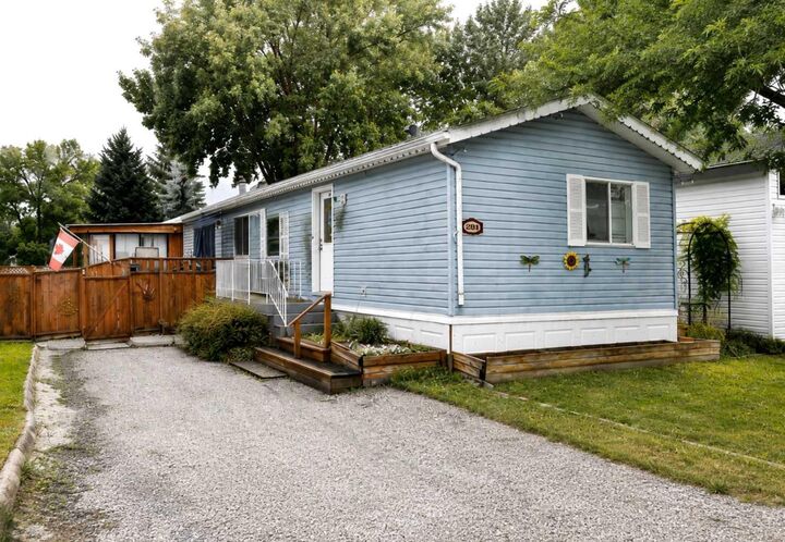 209 Yardmaster Avenue — photo 1