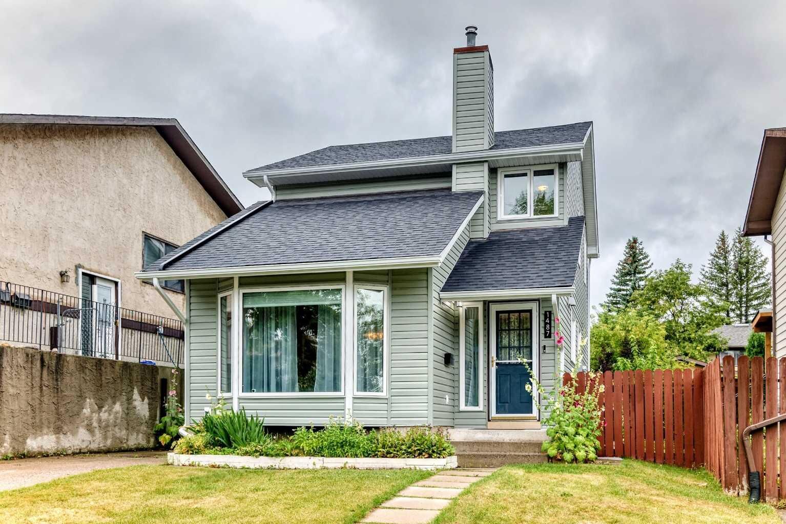 Property Photo: 1487 Berkley Drive NW AB T3K 1T7