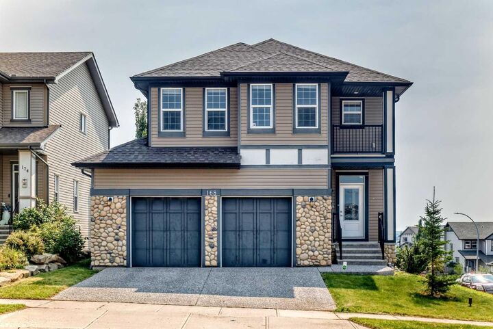 Property Photo:  168 Heritage Boulevard  AB T4C 0S6 