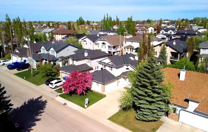 Property Photo:  164 Cove Road  AB T1X 1E4 