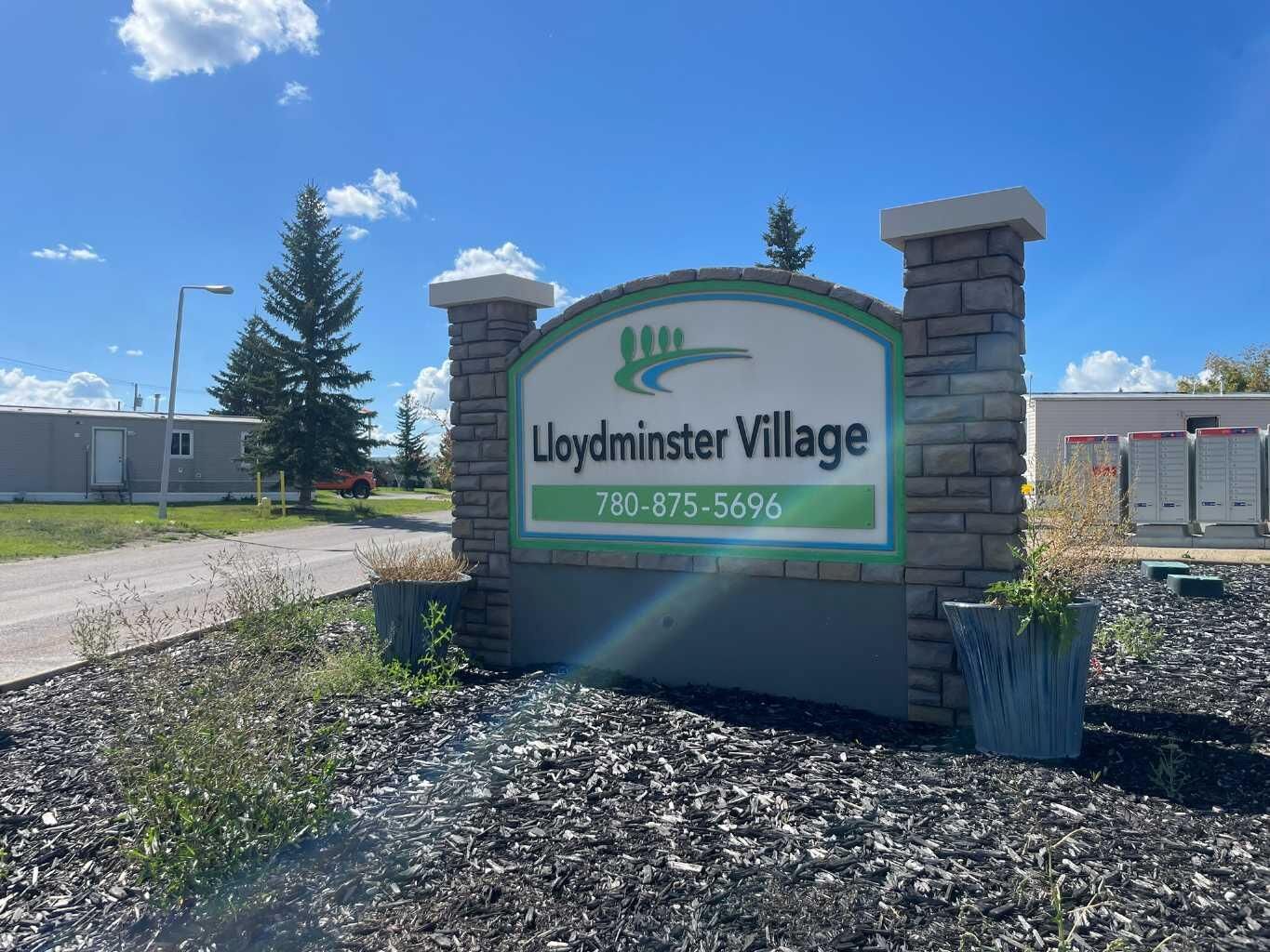 Property Photo:  5308 57 Street  AB T9V 2A3 