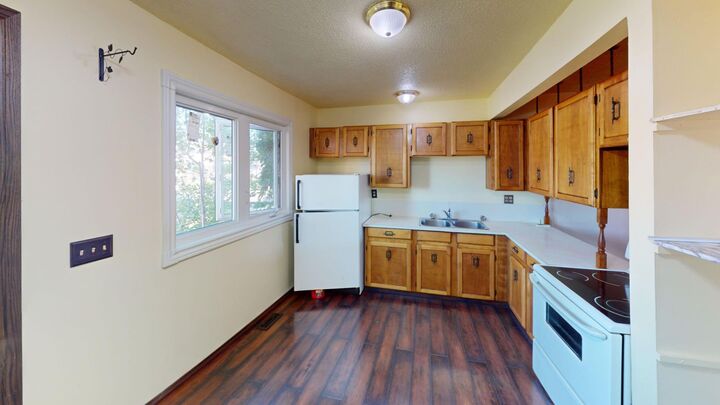 Property Photo: 307 8 Avenue AB T0J 0B0