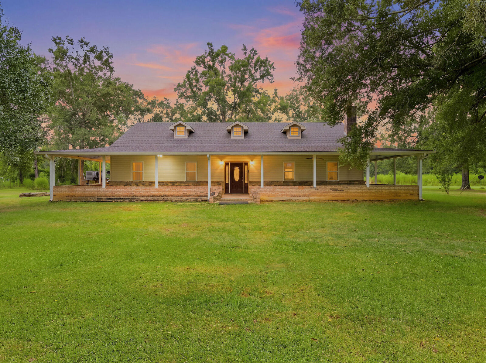 Property Photo:  1403 Bonner  LA 70639 