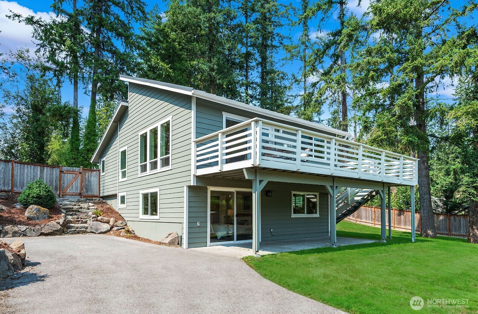 Property Photo: 22738 SE 22nd Place WA 98075