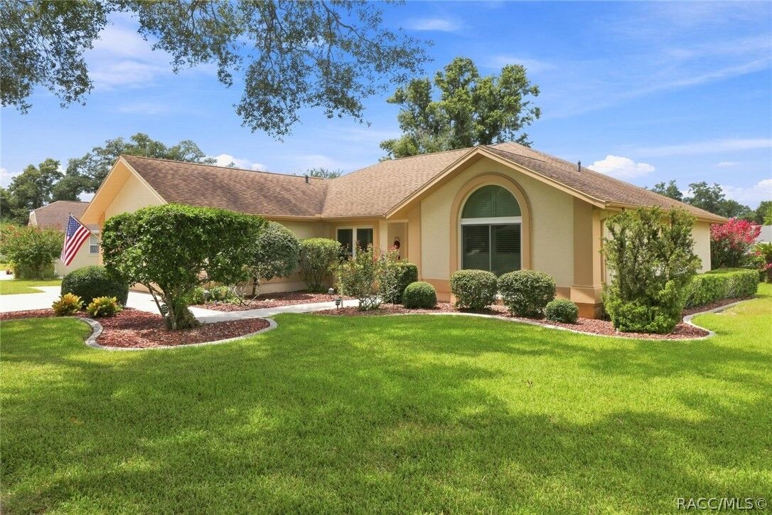 Property Photo:  5983 W Douneray Loop  FL 34429 