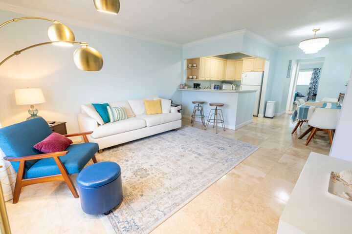 Property Photo: 3215 NE 15th Street 204 FL 33062