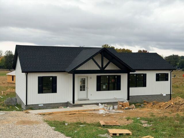Property Photo:  1085 Anna Sandhill Road  KY 42101 