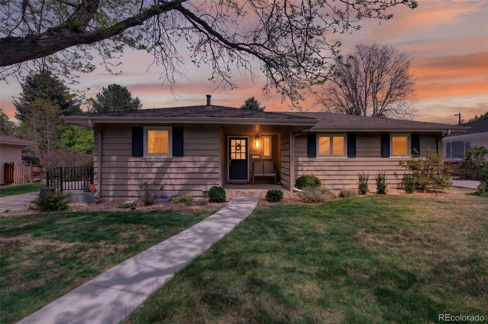 Property Photo:  2299 E Floyd Place  CO 80113 