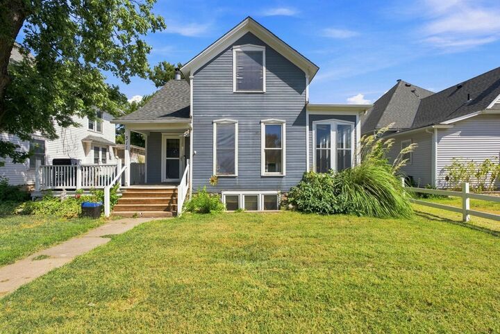 Property Photo: 311 E 10th St KS 67152-4010
