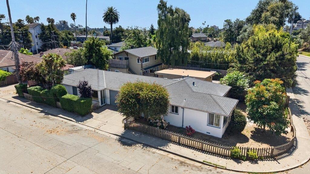 Property Photo:  280 San Lorenzo Boulevard  CA 95060 