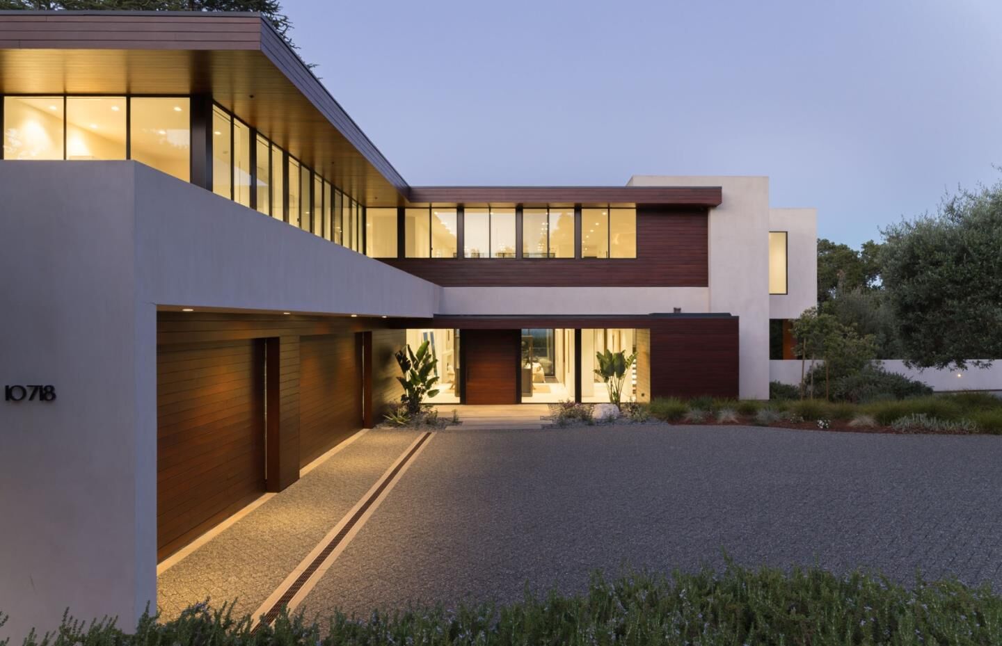 Property Photo:  10718 Mora Drive  CA 94024 