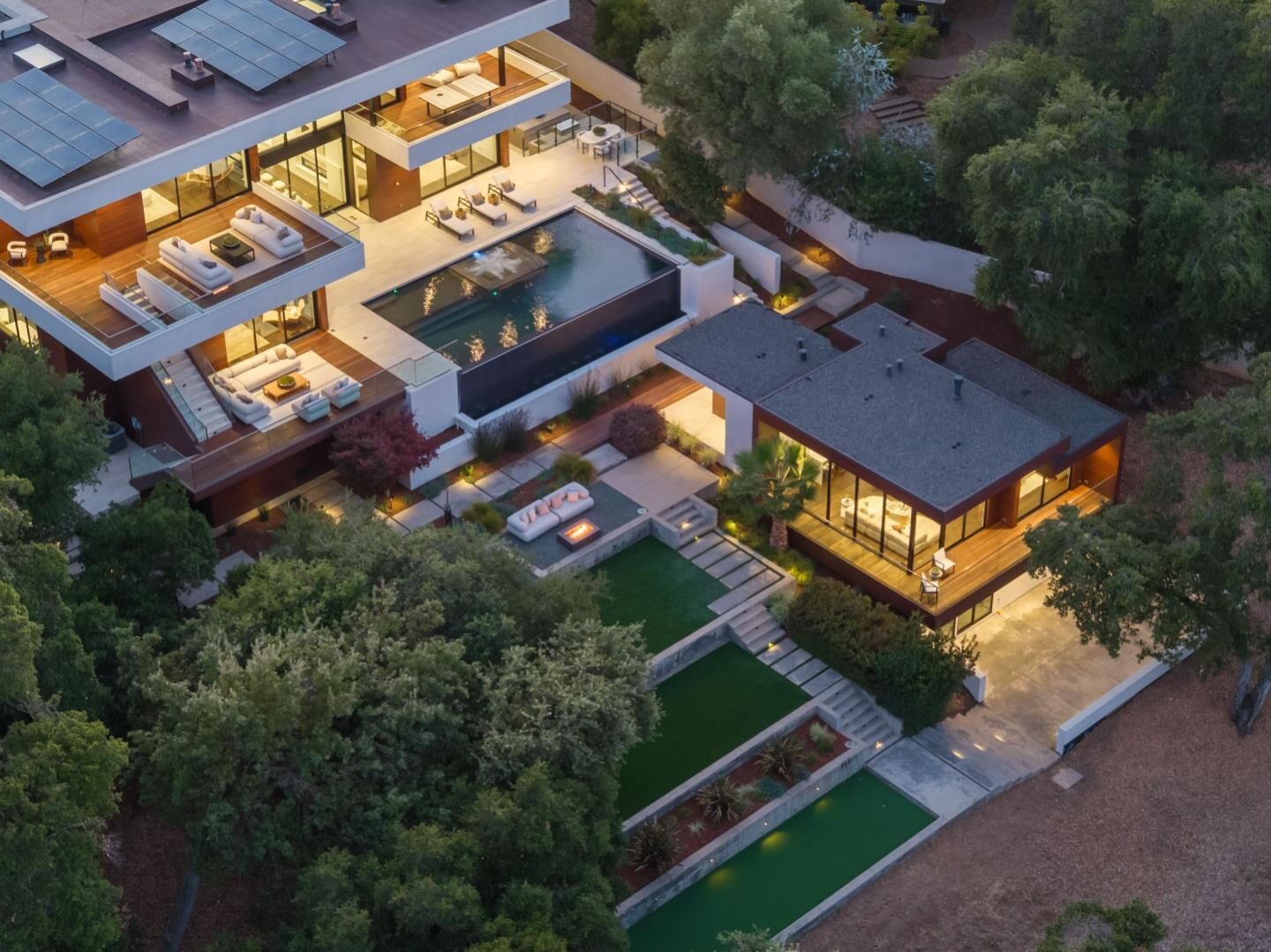 Property Photo:  10718 Mora Drive  CA 94024 