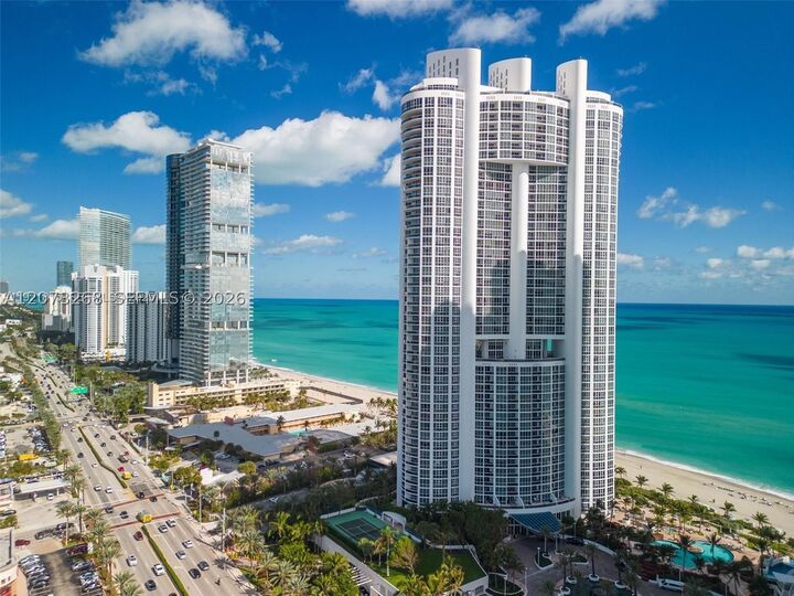 Property Photo:  18201 Collins Ave 5009  FL 33160 