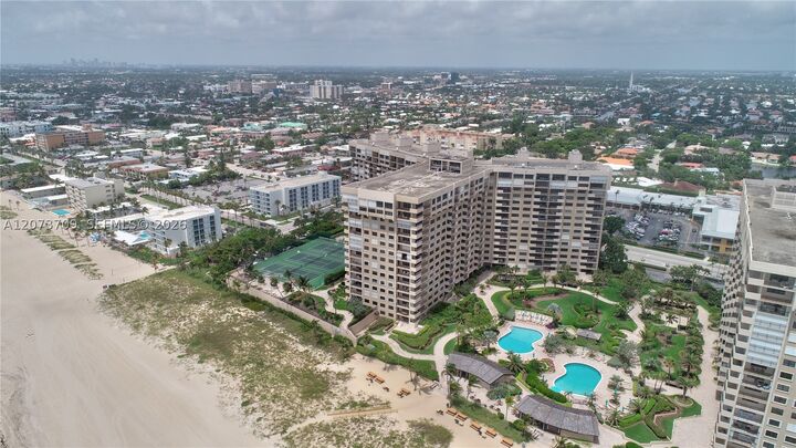 Property Photo: 4900 N Ocean Blvd 912 FL 33308