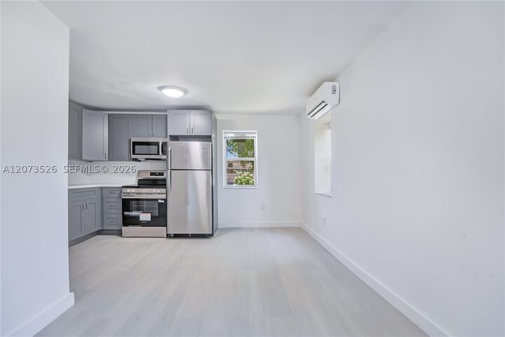 Property Photo:  769 NW 10th St 4  FL 33136 