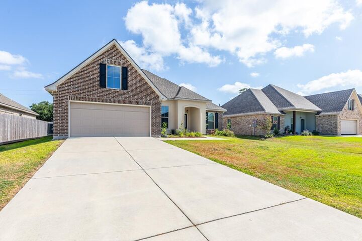 Property Photo: 103 Hayden Ln. TX 77630