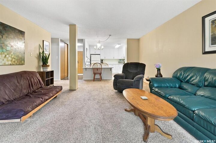 Property Photo:  525 5th Avenue N 203  SK S7K 2R1 