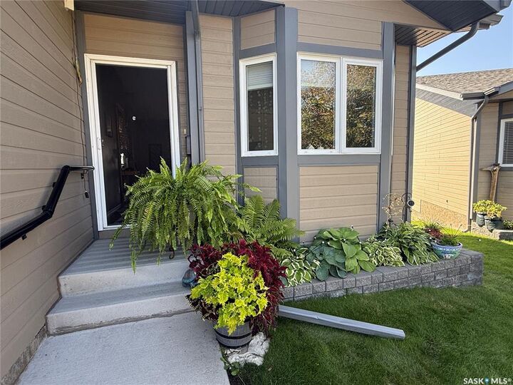 Property Photo: 550 Southwood Drive SK S6V 1G4
