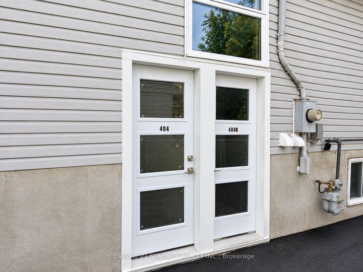 Photo de la propriété:  404 Dieppe Street B  ON K1L 6V4 
