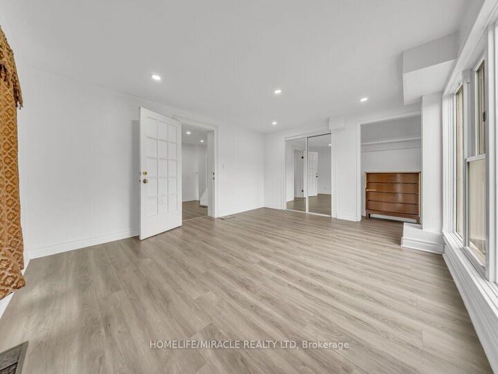 Property Photo: 7964 Wellington County 109 Road ON N0G 1A0