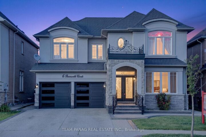 Property Photo: 6 Bainsville Circle ON L6P 3A5