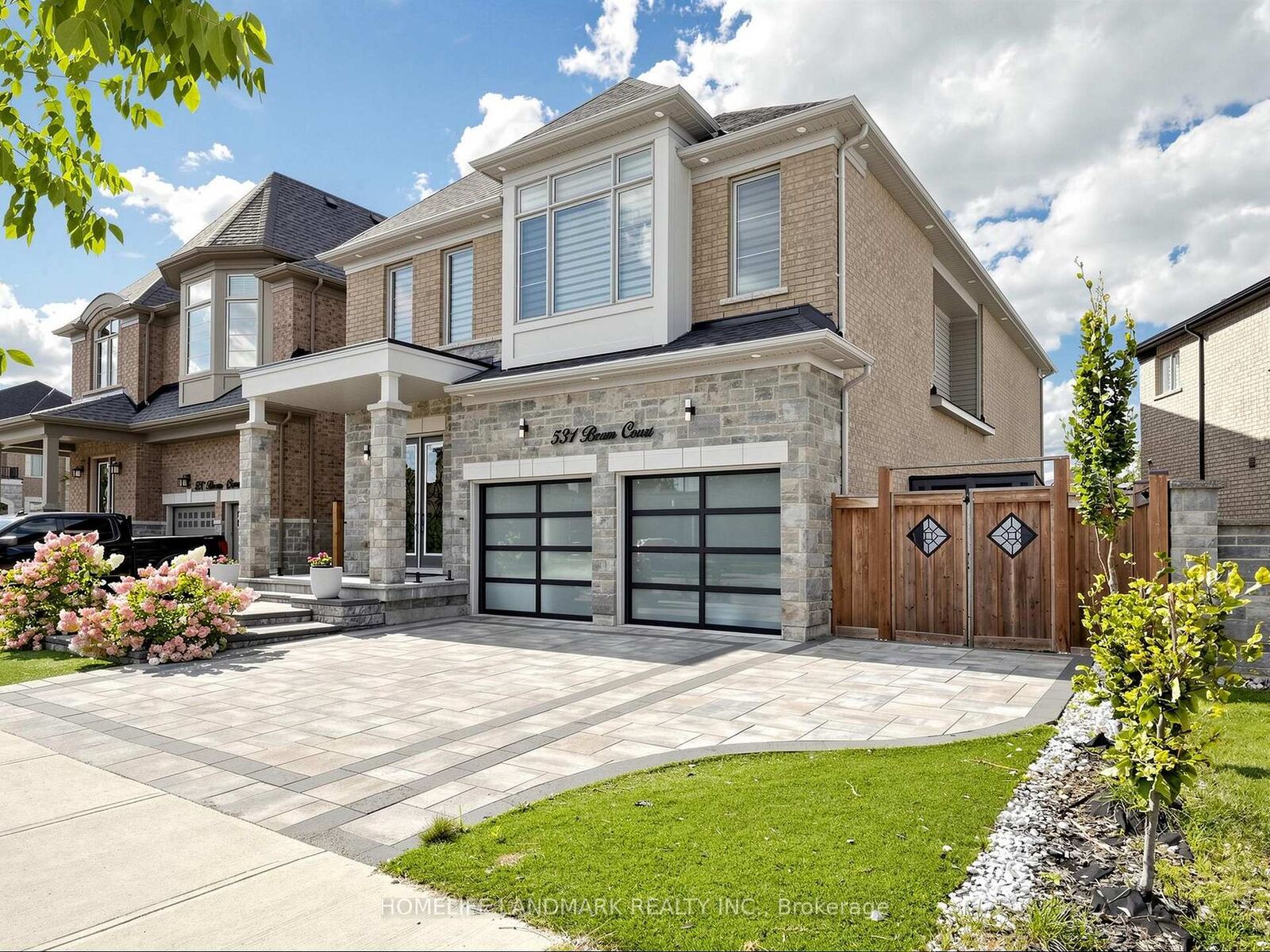 Property Photo: 531 Beam Court ON L9E 1L4