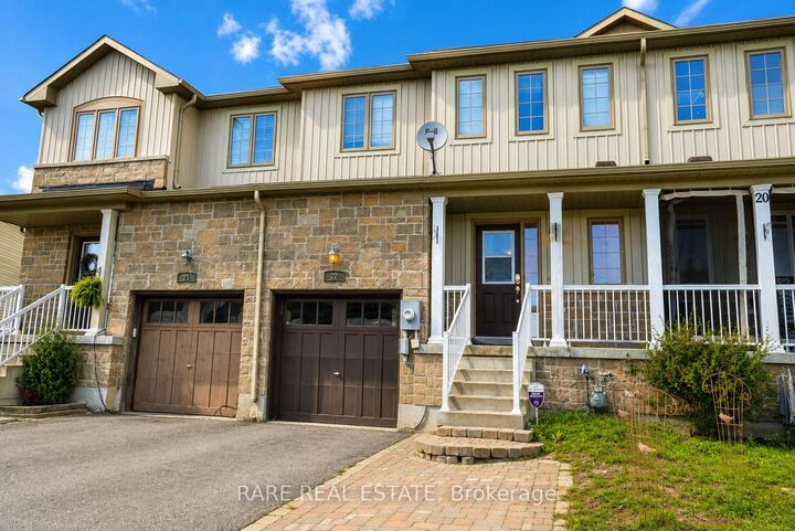 22 Admiral Crescent — photo 1