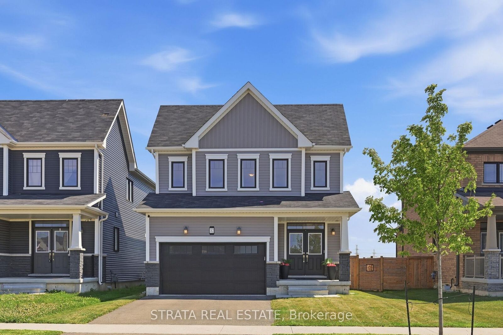 Property Photo:  182 Explorer Way  ON L2V 0K3 