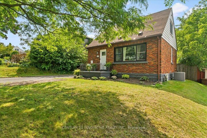 Property Photo: 5709 Hanan Avenue ON L2G 4E7