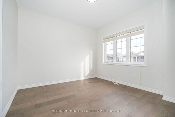 Property Photo: 49 Walter Clifford Nesbitt Drive ON L1P 0G5