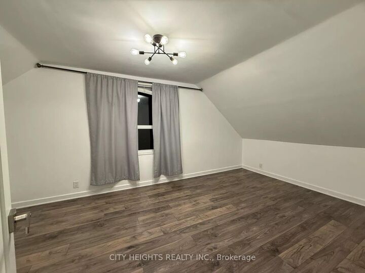Property Photo: 22 Harvey Street ON L8L 2L8