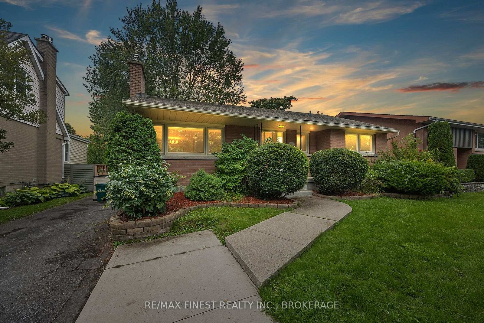 Property Photo: 140A Liddell Crescent ON K7M 2T6