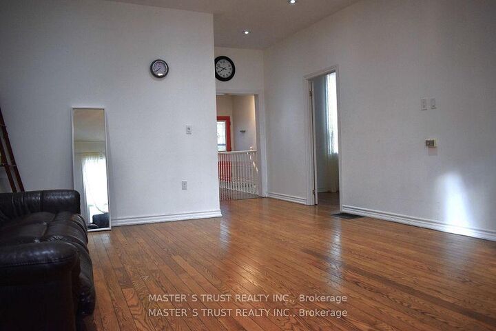 Property Photo: 966 Dundas Street E ON M4M 1R5