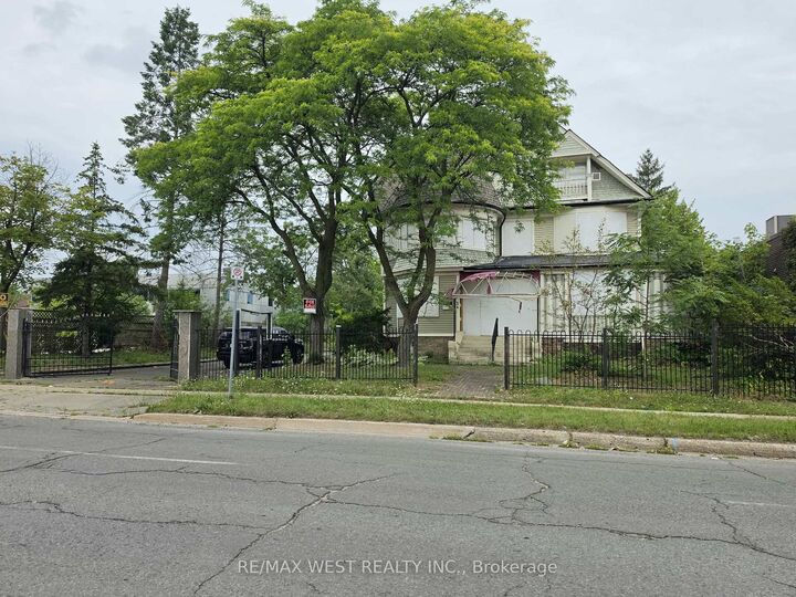24 Burgar Street — photo 1