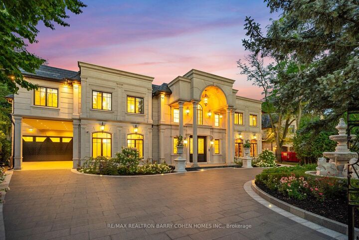 Property Photo: 99 Bayview Ridge ON M2L 1E5