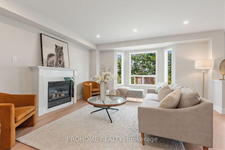 Property Photo: 78 Ashbury Boulevard ON L1Z 1N1
