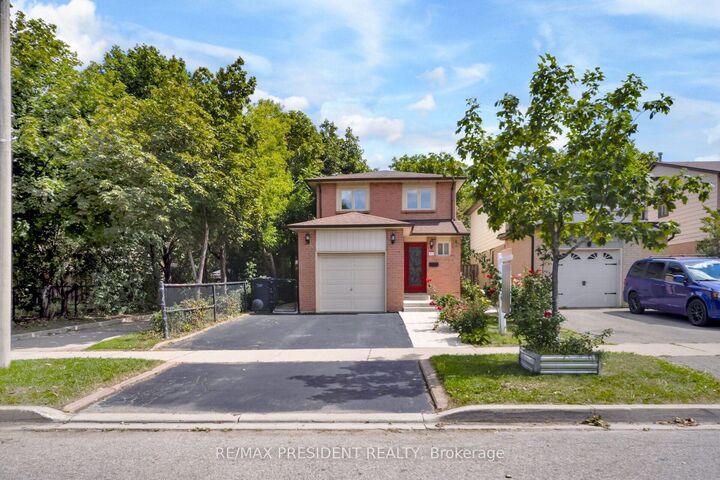 Property Photo: 91 Martindale Crescent ON L6X 2T8